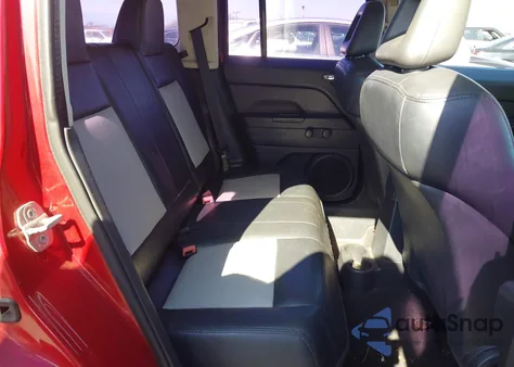 2008 Jeep Patriot Sport from USA, damaged, VIN 1J8FF28W98D500376